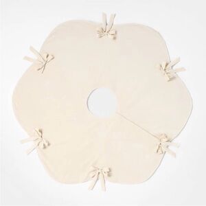 Threshold designed with Studio McGee Velvet Bow Christmas Tree Skirt Cream